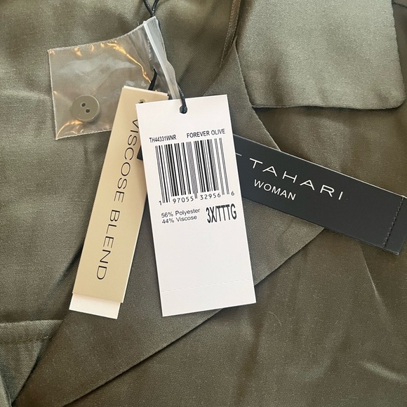 NEW! T Tahari Airflow Boxy Long Sleeve Camp Blouse Women’s Size 3X - Picture 15 of 15